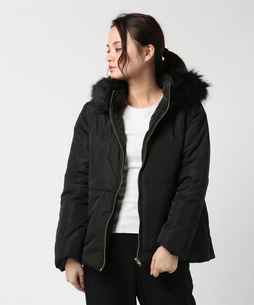 GeeRA(ジーラ)の「フェイクファー中わたショートコート(その他アウター・レディース・ブラック/グレー/モカ・MEDIUM/LARGE/X-LARGE/SMALL)」の10枚目の写真