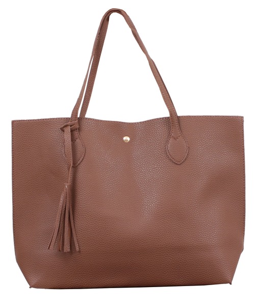 DAY CLOSET（デイ クローゼット）の「トートバッグ レディース フリンジチャーム 持ち手 長め 無地（トートバッグ・レディース・ブラウン/シルバー/ブラック/グレー/ピンク/ゴールド/ブルー/ダークブラウン/ダークグレー/ライトグレー/キャメル/ピンク系その他/ダークブルー/ゴールド系その他/レッド/スモークピンク/サックスブルー/グレイッシュベージュ/モカ/オリーブ/ベージュ・ONE SIZE）」の5枚目の写真