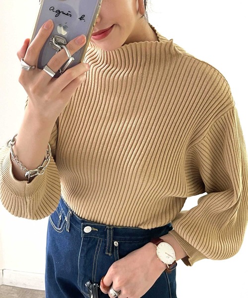 柔らか綿100%。袖ぽわん、ボトルネックパフスリーブリブニット