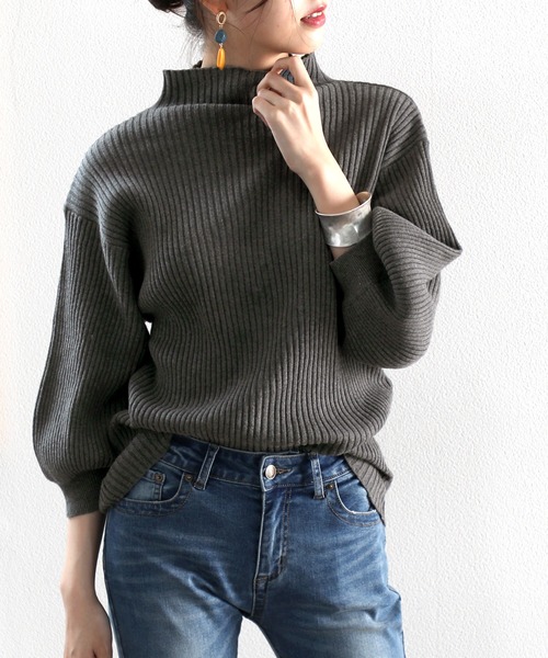 柔らか綿100%。袖ぽわん、ボトルネックパフスリーブリブニット
