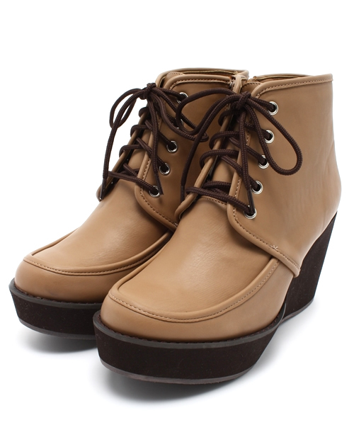 one after another NICE CLAUP(ワンアフターアナザーナイスクラップ)の「【ナイスクラップ】レースアップブーツ(その他シューズ・レディース・キャメル/ブラック・MEDIUM/LARGE)」の1枚目の写真
