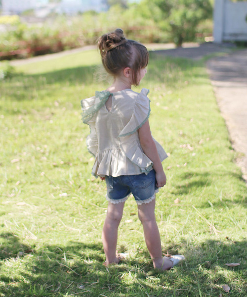 Rora(ローラ)の「ラナ ブラウス(2color)(シャツ/ブラウス・キッズ・スカイブルー/ベージュ・100cm/110cm/130cm/120cm/140cm/90㎝)」の6枚目の写真