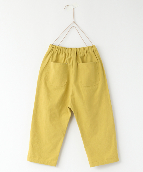 LOWRYS FARM（ローリーズファーム）の「コットンタックパンツ　837733（その他パンツ・キッズ・チャコールグレー/ライトベージュ/イエロー/ベージュ/ベージュ系その他・100/110/120/130/LARGE/MEDIUM/SMALL/X-LARGE）」の11枚目の写真