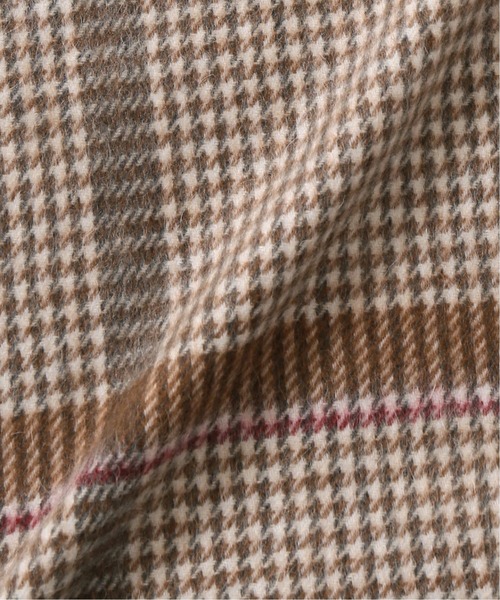 Begg & Co（ベグアンドコー）の「【BEGG＆CO / ベグアンドコー】 別注 ハウンドトゥースマフラー（マフラー・メンズ・チャコールグレー/ネイビー/ブラウン・FREE）」の6枚目の写真