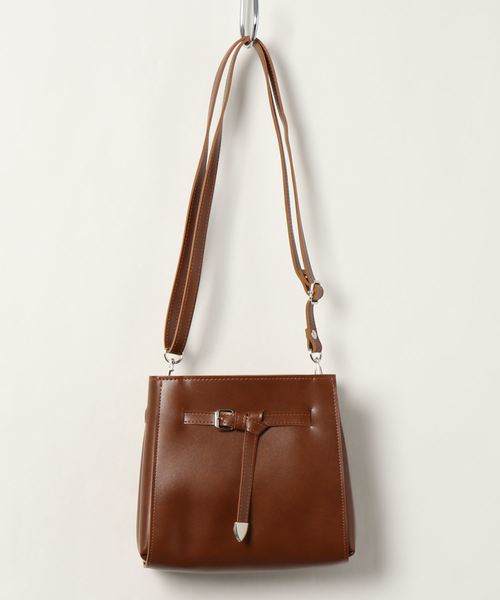 KOBE LETTUCE（コウベレタス）の「ベルトデザインショルダーバッグ（ショルダーバッグ・レディース・アイボリー/キャメル/ブラック・FREE）」の16枚目の写真