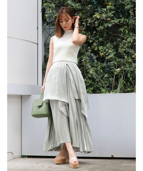 dazzlin（ダズリン）の「レイヤードグロスフレアスカート（スカート・レディース・グレー/グリーン/アイボリー・SMALL/MEDIUM）」の5枚目の写真