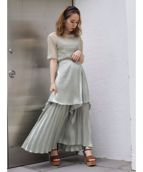 dazzlin（ダズリン）の「レイヤードグロスフレアスカート（スカート・レディース・グレー/グリーン/アイボリー・SMALL/MEDIUM）」の12枚目の写真