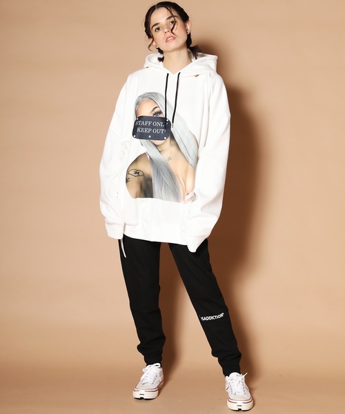 GALLIS ADDICTION（ガリスアディクション）の「GA フォトガールパーカー（パーカー・メンズ・ホワイト/ブラック/ブラウン/イエロー・M/L）」の15枚目の写真