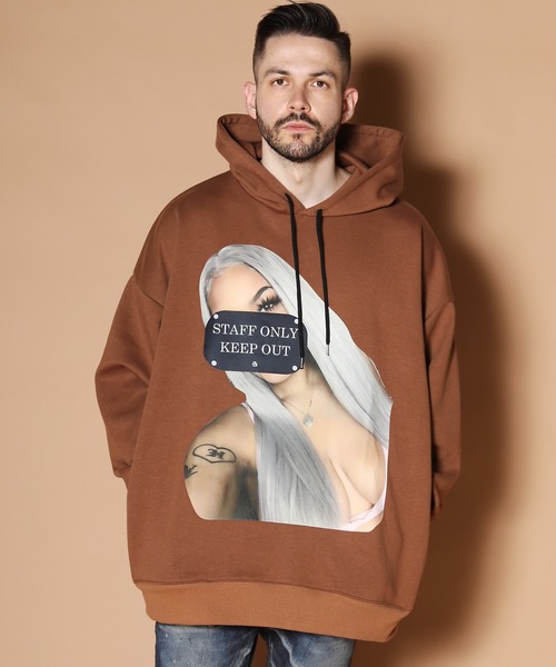 GALLIS ADDICTION（ガリスアディクション）の「GA フォトガールパーカー（パーカー・メンズ・ホワイト/ブラック/ブラウン/イエロー・M/L）」の18枚目の写真