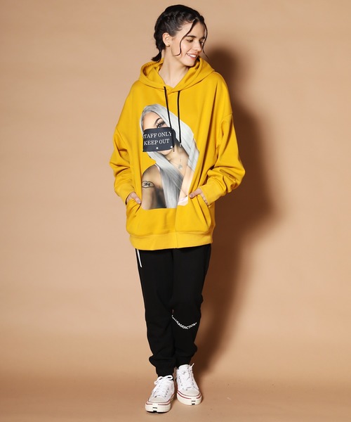 GALLIS ADDICTION（ガリスアディクション）の「GA フォトガールパーカー（パーカー・メンズ・ホワイト/ブラック/ブラウン/イエロー・M/L）」の22枚目の写真