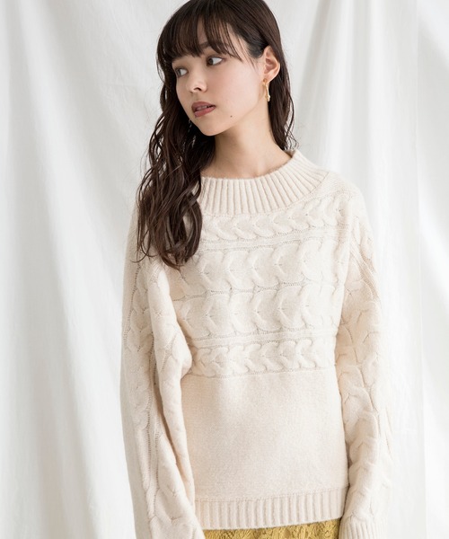MILLION CARATS（ミリオンカラッツ）の「【STYLE4】ドルマンケーブルニット（ニット/セーター・レディース・オフホワイト/サンドベージュ/イエロー・FREE）」の17枚目の写真