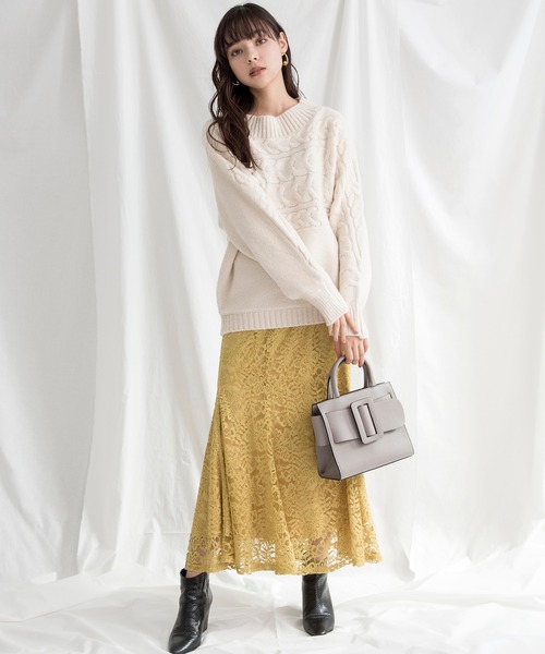 MILLION CARATS（ミリオンカラッツ）の「【STYLE4】ドルマンケーブルニット（ニット/セーター・レディース・オフホワイト/サンドベージュ/イエロー・FREE）」の14枚目の写真