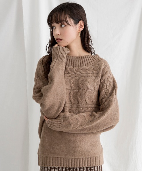 MILLION CARATS（ミリオンカラッツ）の「【STYLE4】ドルマンケーブルニット（ニット/セーター・レディース・オフホワイト/サンドベージュ/イエロー・FREE）」の9枚目の写真