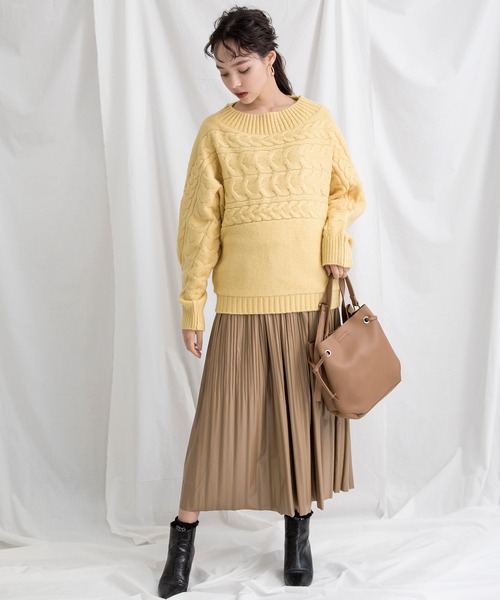 MILLION CARATS（ミリオンカラッツ）の「【STYLE4】ドルマンケーブルニット（ニット/セーター・レディース・オフホワイト/サンドベージュ/イエロー・FREE）」の13枚目の写真