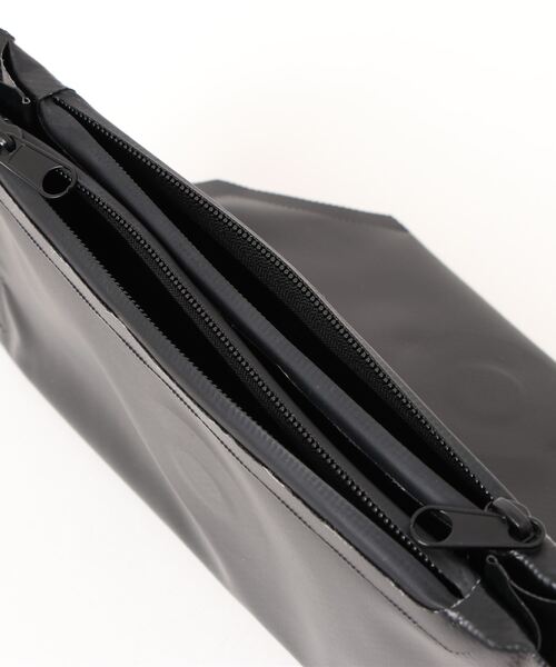 FRUIT OF THE LOOM(フルーツオブザルーム)の「★FRUIT OF THE LOOM★WELDER SACOCHE(ショルダーバッグ・レディース・パープル/イエロー/オレンジ/グリーン/ブラック・FREE)」の8枚目の写真