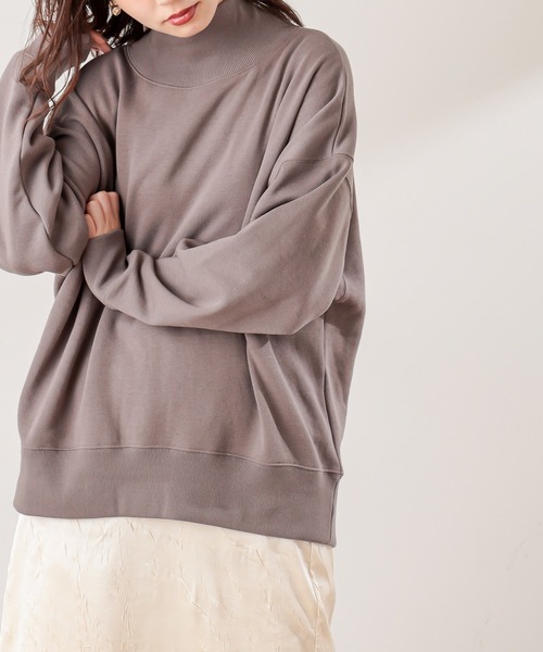natural couture(ナチュラルクチュール)の「裏起毛裏毛ハイネックゆるトップス(Tシャツ/カットソー・レディース・アイボリー/スミクロ/ミント/ピンク/グレイッシュベージュ・FREE)」の4枚目の写真