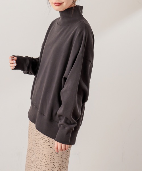 natural couture(ナチュラルクチュール)の「裏起毛裏毛ハイネックゆるトップス(Tシャツ/カットソー・レディース・アイボリー/スミクロ/ミント/ピンク/グレイッシュベージュ・FREE)」の12枚目の写真