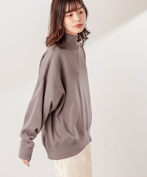 natural couture(ナチュラルクチュール)の「裏起毛裏毛ハイネックゆるトップス(Tシャツ/カットソー・レディース・アイボリー/スミクロ/ミント/ピンク/グレイッシュベージュ・FREE)」の17枚目の写真