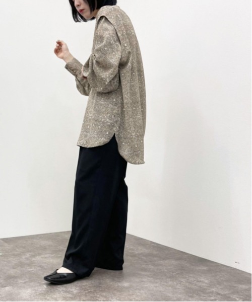 apres jour mignon(アプレジュールミニョン)の「柄バンドカラーシャツ【ZOZOTOWN限定アイテム】(シャツ/ブラウス・レディース・ベージュ/ブラック・フリー/X-LARGE)」の5枚目の写真