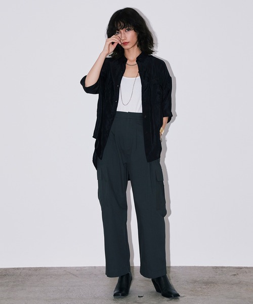 Bonjour Girl（ボンジュールガール）の「ワッシャーサテンオーバーサイズミリタリーシャツ（シャツ/ブラウス・レディース・グレー/イエロー/ブラック・FREE）」の9枚目の写真