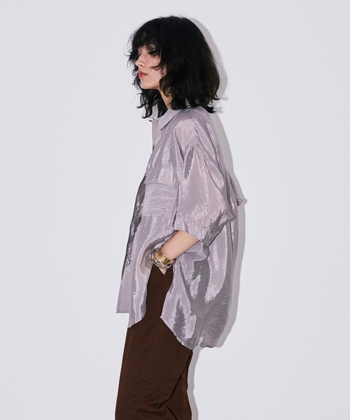 Bonjour Girl（ボンジュールガール）の「ワッシャーサテンオーバーサイズミリタリーシャツ（シャツ/ブラウス・レディース・グレー/イエロー/ブラック・FREE）」の14枚目の写真