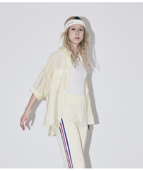 Bonjour Girl（ボンジュールガール）の「ワッシャーサテンオーバーサイズミリタリーシャツ（シャツ/ブラウス・レディース・グレー/イエロー/ブラック・FREE）」の18枚目の写真