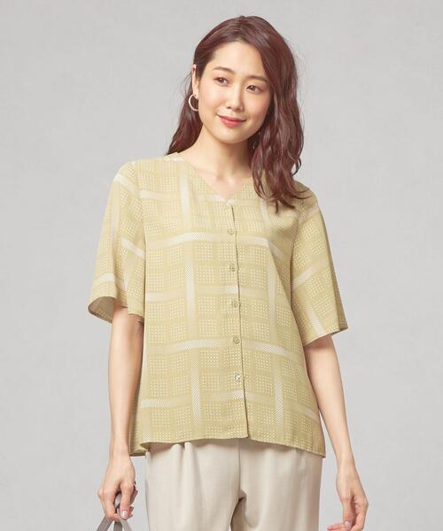 closet story(クローゼットストーリー)の「<closet story>ドット×チェック Vネックブラウス(シャツ/ブラウス・レディース・ホワイト/ライム/ネイビー・FREE)」の1枚目の写真