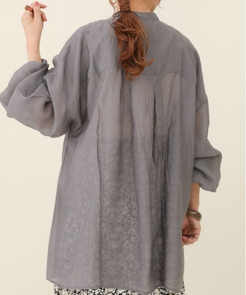 sakishimatokyo（サキシマトーキョー）の「バンドカラーボリュームソデBIGシャツ／シアーブラウス（Tシャツ/カットソー・レディース・ホワイト/ライトブルー/ブラック/グリーン/ラベンダー・FREE）」の5枚目の写真