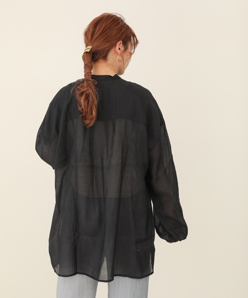 sakishimatokyo（サキシマトーキョー）の「バンドカラーボリュームソデBIGシャツ／シアーブラウス（Tシャツ/カットソー・レディース・ホワイト/ライトブルー/ブラック/グリーン/ラベンダー・FREE）」の16枚目の写真