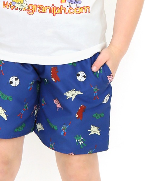 Design Tshirts Store graniph（デザイン　ティーシャツ　ストア　グラニフ）の「しんちゃんフレンズ2(クレヨンしんちゃん)｜コラボキッズショートパンツ（その他パンツ・キッズ・ネイビー・110/90/130）」の2枚目の写真