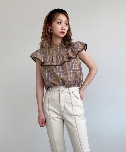 FREE'S MART(フリーズマート)の「フリルヨークチェックノースリブラウス(シャツ/ブラウス・レディース・ホワイト系その他/ベージュ系その他/パープル系その他・FREE)」の15枚目の写真