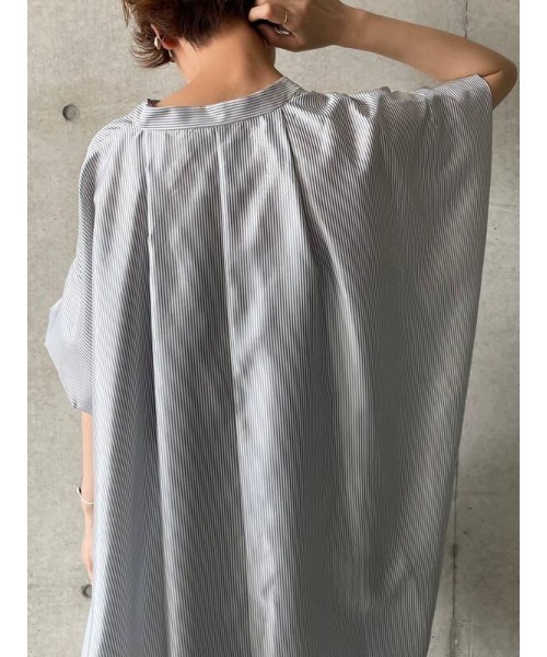 BEARDSLEY（ビアズリー）の「合繊シャツチュニック（ワンピース・レディース・スカイブルー/チャコールグレー・FREE）」の4枚目の写真