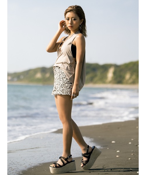 EGOIST（エゴイスト）の「バックドレープタンクトップ（タンクトップ・レディース・ライトブラウン/ブラック/ホワイト・FREE）」の10枚目の写真