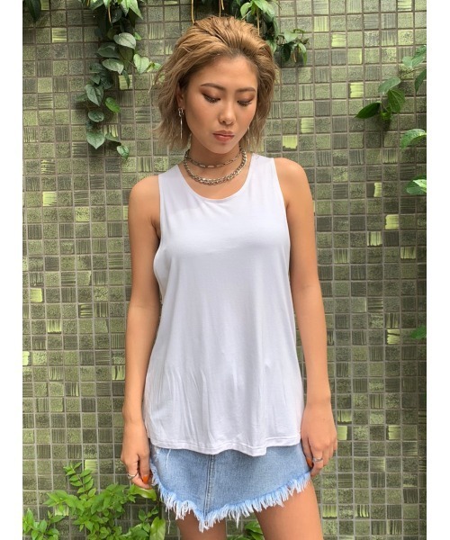 EGOIST（エゴイスト）の「バックドレープタンクトップ（タンクトップ・レディース・ライトブラウン/ブラック/ホワイト・FREE）」の11枚目の写真