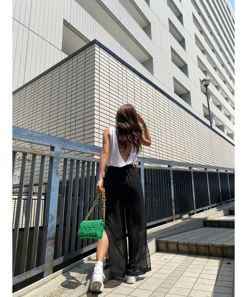 EGOIST（エゴイスト）の「バックドレープタンクトップ（タンクトップ・レディース・ライトブラウン/ブラック/ホワイト・FREE）」の18枚目の写真