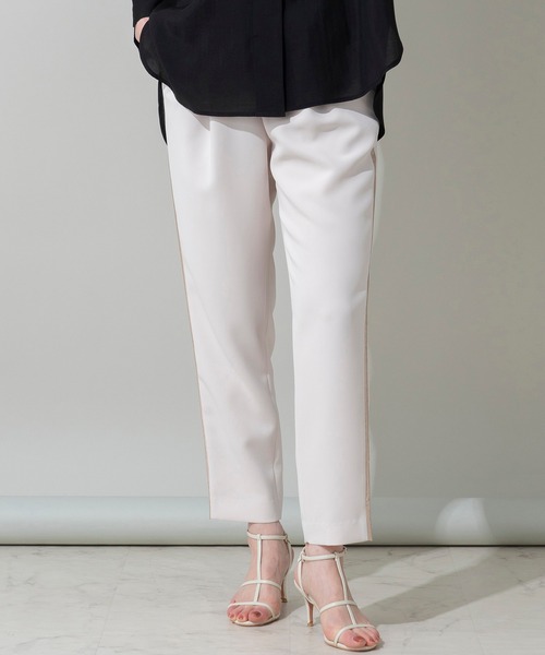 EUCLAID（エウクレイド）の「配色サイドラインパンツ（スラックス・レディース・オフホワイト/ベージュ・36/38/40）」の3枚目の写真