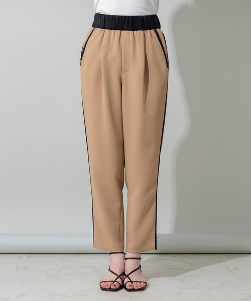 EUCLAID（エウクレイド）の「配色サイドラインパンツ（スラックス・レディース・オフホワイト/ベージュ・36/38/40）」の7枚目の写真