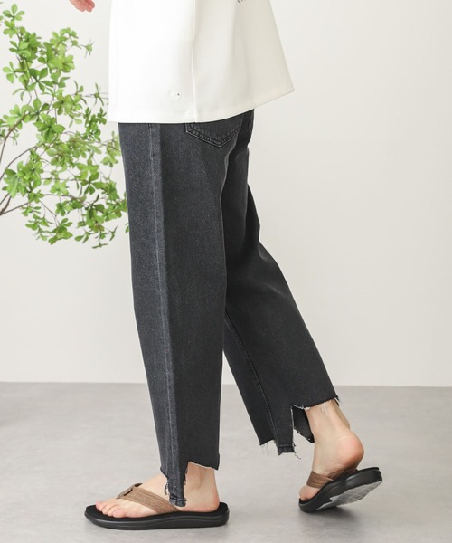 SENSE OF PLACE by URBAN RESEARCH（センスオブプレイスバイアーバンリサーチ）の「『セットアップ対応』ダメージデニムクロップドパンツ（デニムパンツ・メンズ・ブラック/インディゴブルー・MEDIUM/LARGE）」の16枚目の写真