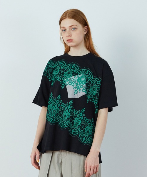 FRAPBOIS（フラボア）の「ストーバーＴ（Tシャツ/カットソー・レディース・ホワイト/ブラック・1/2）」の2枚目の写真