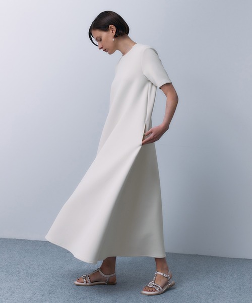 STUNNING LURE（スタニングルアー）の「ダンボールTドレス（ワンピース・レディース・ライトベージュ/ブラック・1/0/2）」の16枚目の写真