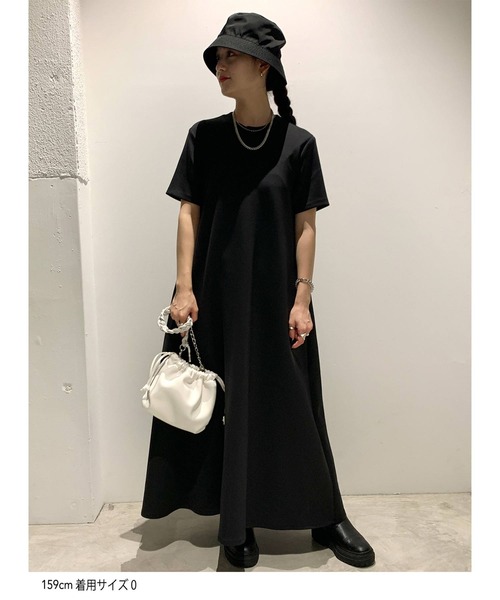 STUNNING LURE（スタニングルアー）の「ダンボールTドレス（ワンピース・レディース・ライトベージュ/ブラック・1/0/2）」の13枚目の写真