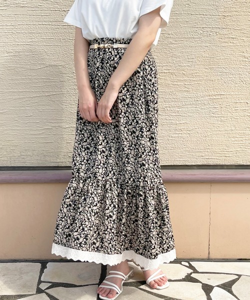 apres jour(アプレジュール)の「裾レース花柄スカート【ZOZOTOWN限定アイテム】(スカート・レディース・ブラック系その他/ベージュ/ピンクベージュ/アイボリー・MEDIUM/SMALL/X-LARGE)」の3枚目の写真