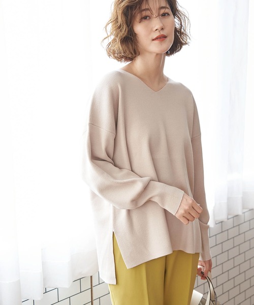 ROPE' PICNIC(ロペピクニック)の「マシュマロニットVネックプルオーバー(ニット/セーター・レディース・ブラック/サックスブルー/ベージュ系その他/ピンク系その他・38)」の3枚目の写真