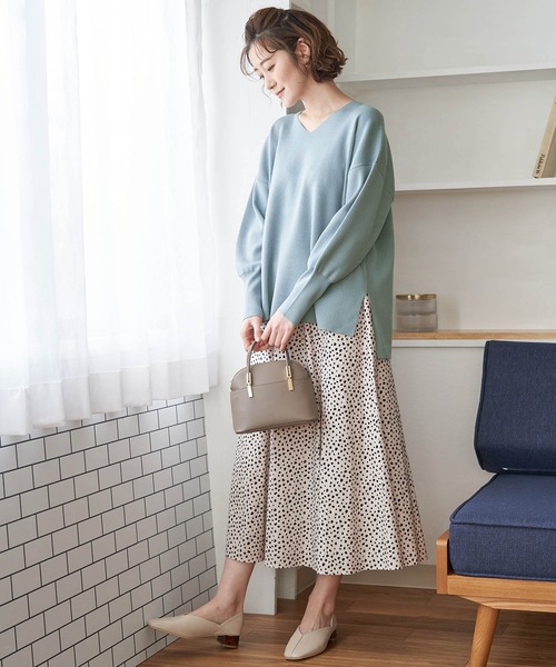 ROPE' PICNIC(ロペピクニック)の「マシュマロニットVネックプルオーバー(ニット/セーター・レディース・ブラック/サックスブルー/ベージュ系その他/ピンク系その他・38)」の19枚目の写真