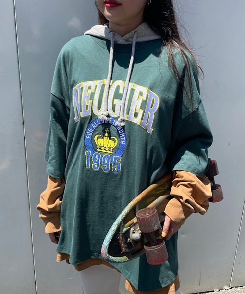 SPINNS（スピンズ）の「【ゆるシルエット】カレッジロゴ刺繍 半袖Tシャツ（Tシャツ/カットソー・レディース・ダークグリーン/ネイビー/オフホワイト/ブルー・ONESIZE）」の7枚目の写真