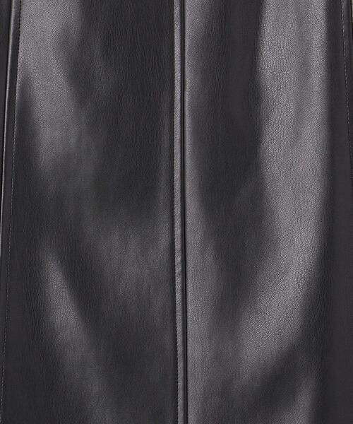 UNITED ARROWS(ユナイテッドアローズ)の「<UNITED ARROWS>フェイクレザー セミフレア スカート G(スカート・レディース・ブラック・36/38/40)」の15枚目の写真