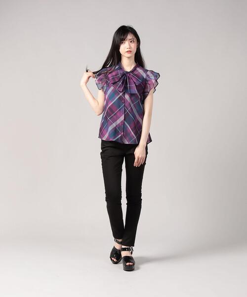 To b. by agnes b.（トゥービーバイアニエスベー）の「WR58 CHEMISE