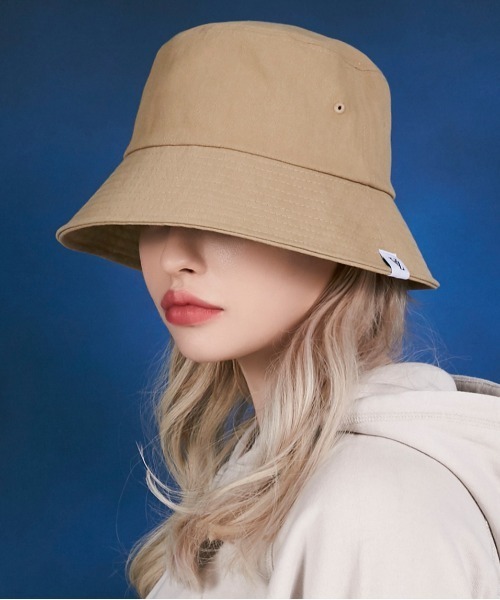 VARZAR(バザール)の「【VARZAR】HERRINGBONE LABEL BUCKET HAT / バザール ヘリンボーン ラベル バケットハット(ハット・レディース・ブラック/ホワイト/カーキ/ベージュ/ピンク/ネイビー・FREE)」の3枚目の写真