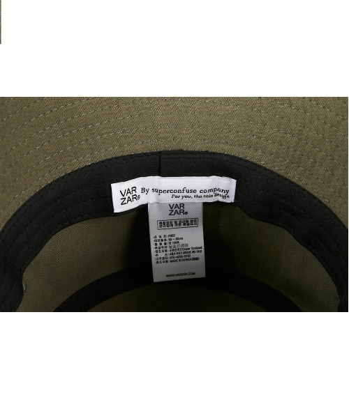 VARZAR(バザール)の「【VARZAR】HERRINGBONE LABEL BUCKET HAT / バザール ヘリンボーン ラベル バケットハット(ハット・レディース・ブラック/ホワイト/カーキ/ベージュ/ピンク/ネイビー・FREE)」の7枚目の写真