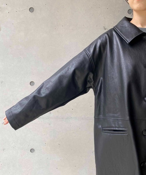 CAPRICIEUX LE'MAGE（カプリシューレマージュ）の「フェイクレザーカバーオール（カバーオール・レディース・ブラック/ライトベージュ・FREE）」の14枚目の写真